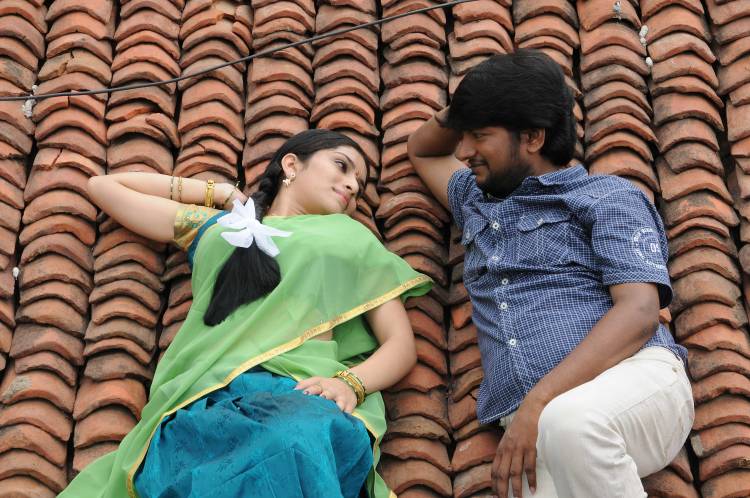 பிர்லியன்ட் மூவிஸ் தயாரிப்பில்  ‘திவ்யா மீது காதல்’