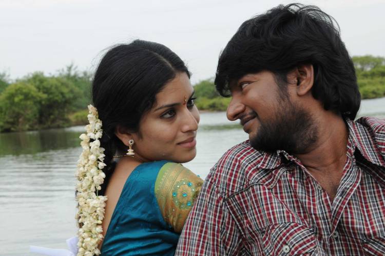 பிர்லியன்ட் மூவிஸ் தயாரிப்பில்  ‘திவ்யா மீது காதல்’