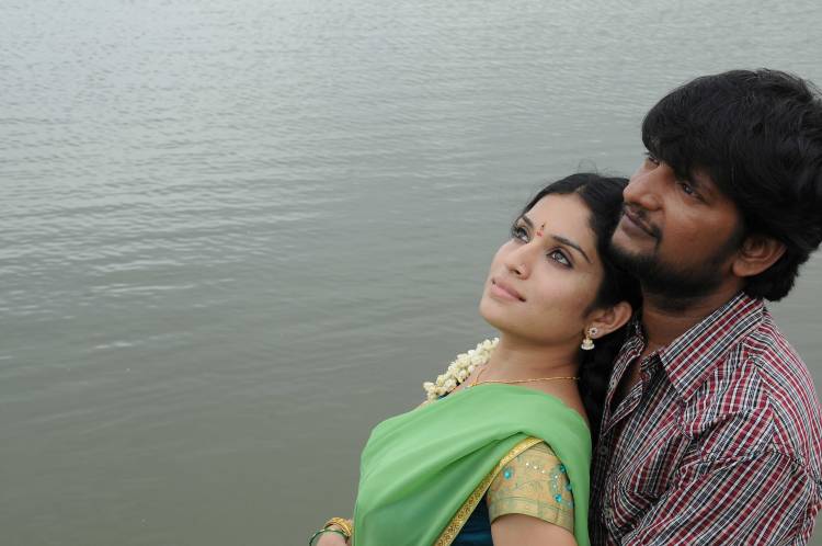 பிர்லியன்ட் மூவிஸ் தயாரிப்பில்  ‘திவ்யா மீது காதல்’