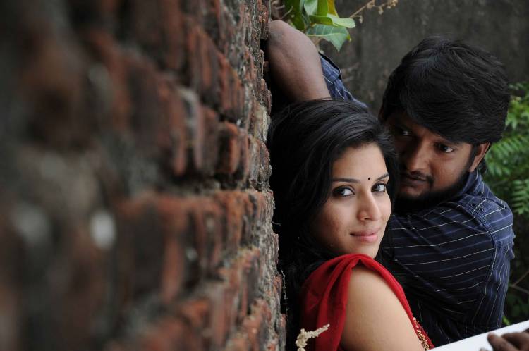 பிர்லியன்ட் மூவிஸ் தயாரிப்பில்  ‘திவ்யா மீது காதல்’