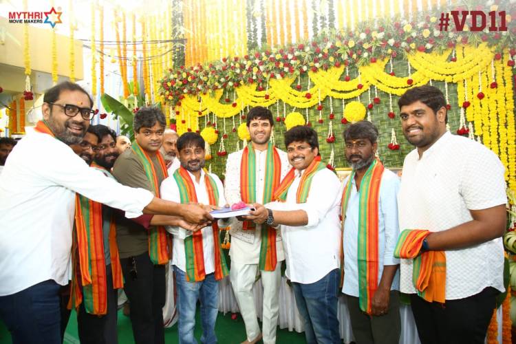 Vijay Deverakonda, Samantha, Shiva Nirvana, Mythri movies’s Family Entertainer Grandly Launched