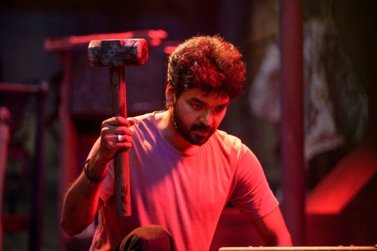 சுந்தர் சி , ஜெய் இணைந்து நடிக்கும் சைக்கோ திரில்லர் படம்  'பட்டாம்பூச்சி'