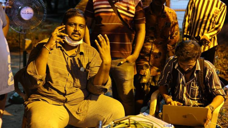 திரையுலக பிரபலங்கள் கொண்டாடும் ஆஹா ஒரிஜினல் படைப்பு 'பயணிகள் கவனிக்கவும்'