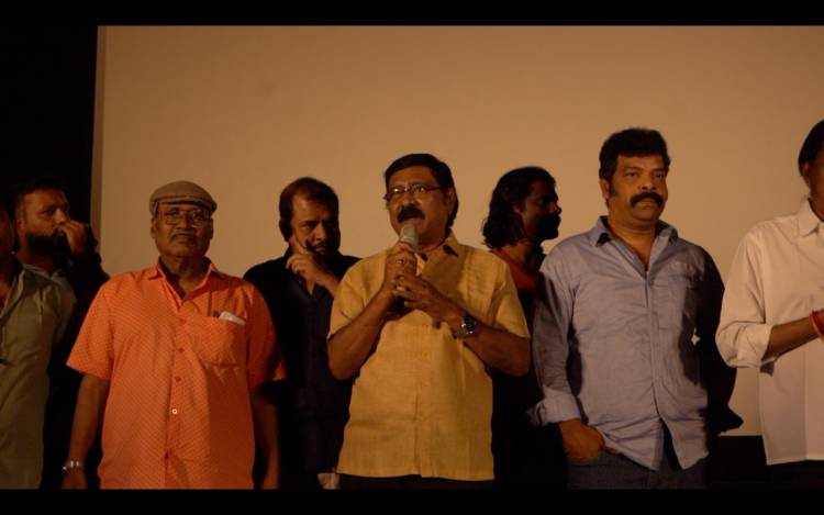 விசித்திரன் திரைப்படத்தை பார்த்து தமிழ்நாடு திரைப்பட இயக்குனர்கள் சங்கம் மற்றும் திரை பிரபலங்கள் நடிகர் ஆர் கே சுரேஷ்க்கு பாராட்டு.