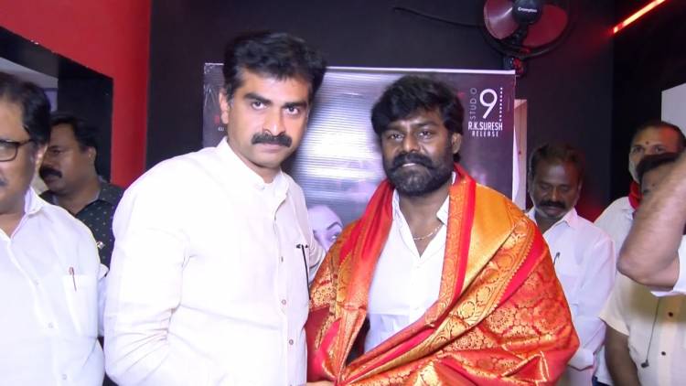 'விசித்திரன்' திரைப்படம் பார்த்து அரசியல் கட்சி தலைவர்கள்