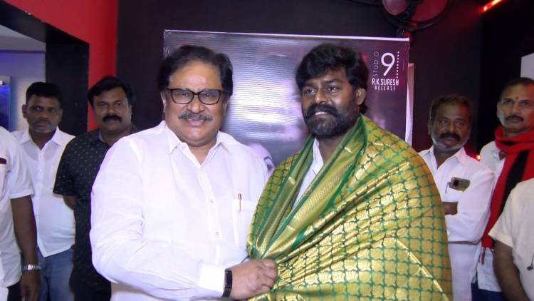 'விசித்திரன்' திரைப்படம் பார்த்து அரசியல் கட்சி தலைவர்கள்