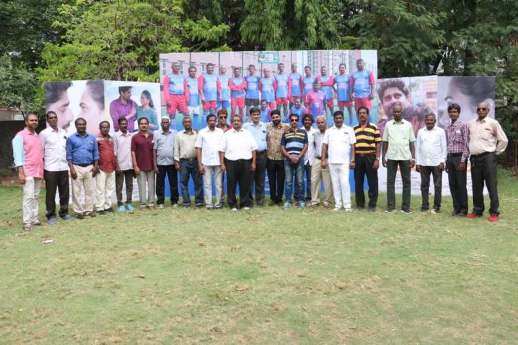 தமிழகப் பள்ளிகளில் தமிழ் விருப்பப்பாடமா? தமிழை எப்படிப் பாதுகாக்கப் போகிறோம்? - பேரரசு கேள்வி