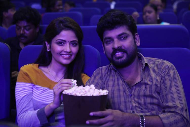 சொந்த வீடு வாங்க குடும்பத்துடன் போராடும் நடிகர் விமல்.
