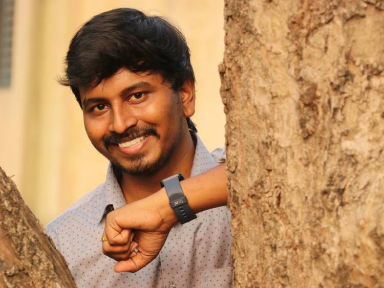 என் பாடல்களில் தரம் இருக்கும்! வளரும் பாடலாசிரியர் தரன் நம்பிக்கை!