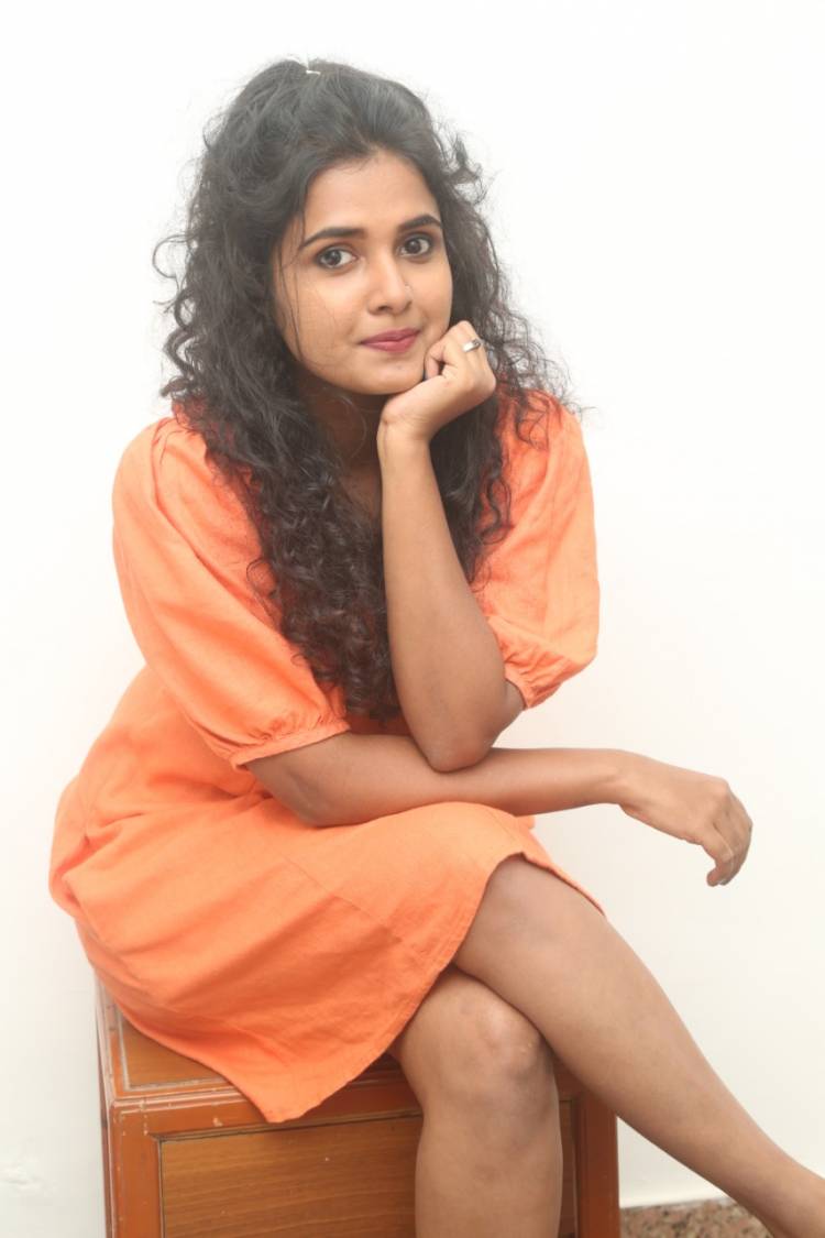 மலையாள நடிகை, கன்னட நடிகை இணைந்து நடிக்கும் தமிழ்ப் படம் ‘ஓட்டம்’