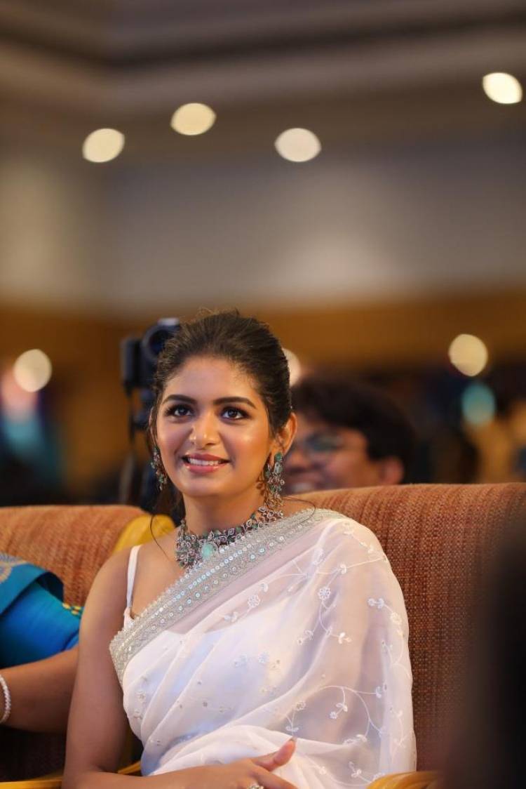 2டி எண்டர்டெயின்மெண்ட் நிறுவனம் சார்பில் சூர்யா தயாரித்து வழங்கும் படம் "விருமன்".