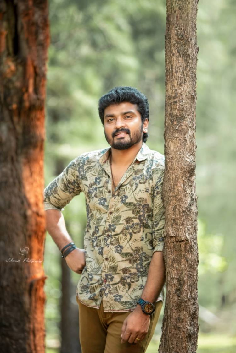 சீரியல் ரசிகர்களின் பேவரைட் நடிகரான சித்து சித்! - விரைவில் வெள்ளித்திரை ஹீரோவாக களம் இறங்குகிறார்