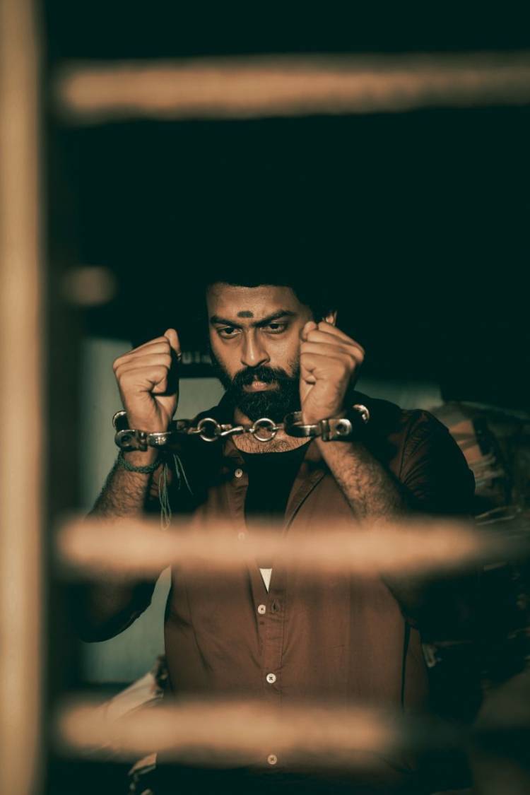 புதுமையான கேங்ஸ்டர் கதையாக, ரசிர்களிடம் வரவேற்பை பெற்ற “பரோல்” பட டிரெய்லர் !!!  