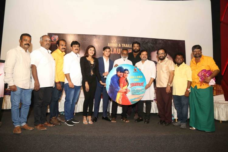 நடிகர் ரவி ராகுல் இயக்கும் "ரவாளி" படத்தின் பாடல் இசையை, இயக்குனர் கஸ்தூரி ராஜா வெளியிட்டார். 