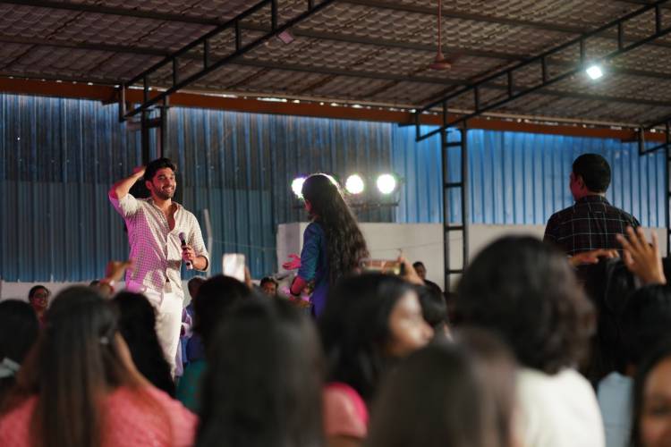 மகளிர் கல்லூரியின் விழாவில் கலந்து கொண்ட துருவ் விக்ரம்