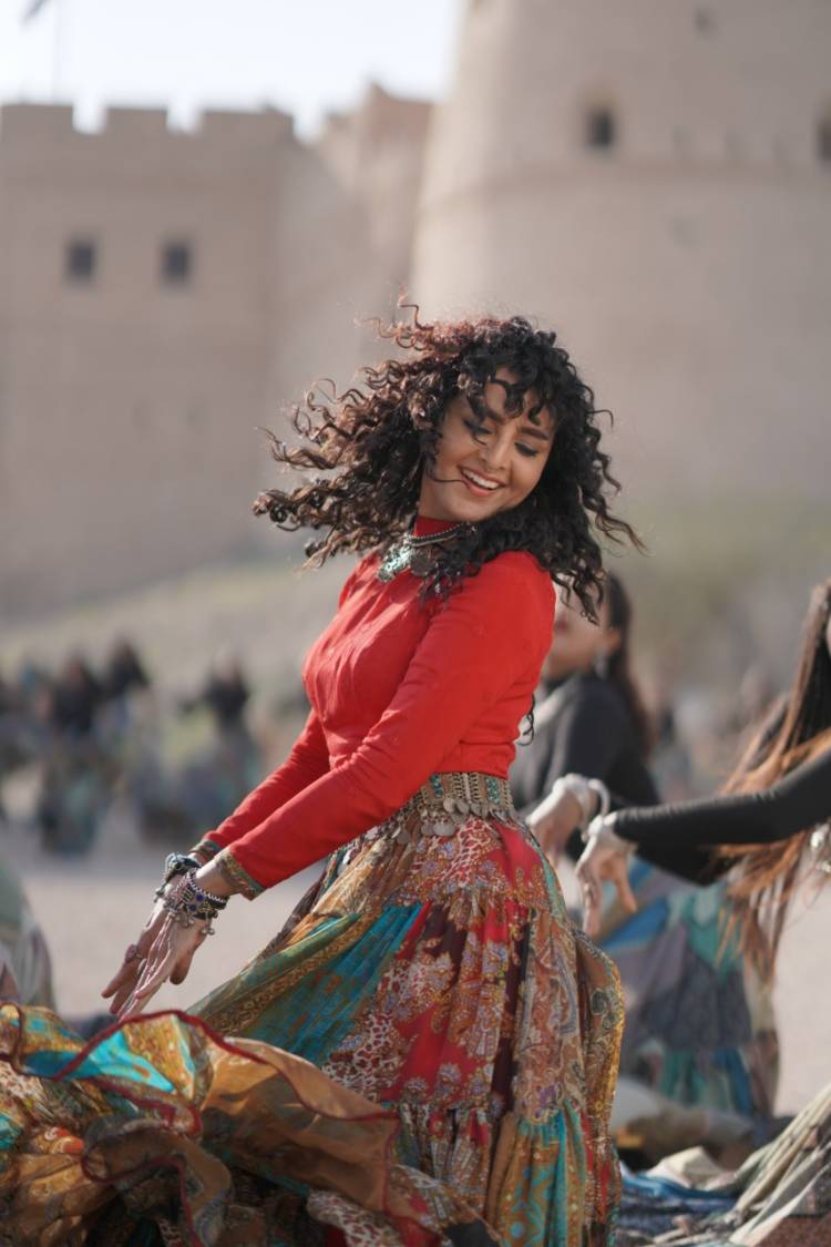 மஞ்சு வாரியர் - பிரபுதேவா இணைந்து பணியாற்றும் ‘ஆயிஷா’ படப்பாடல்