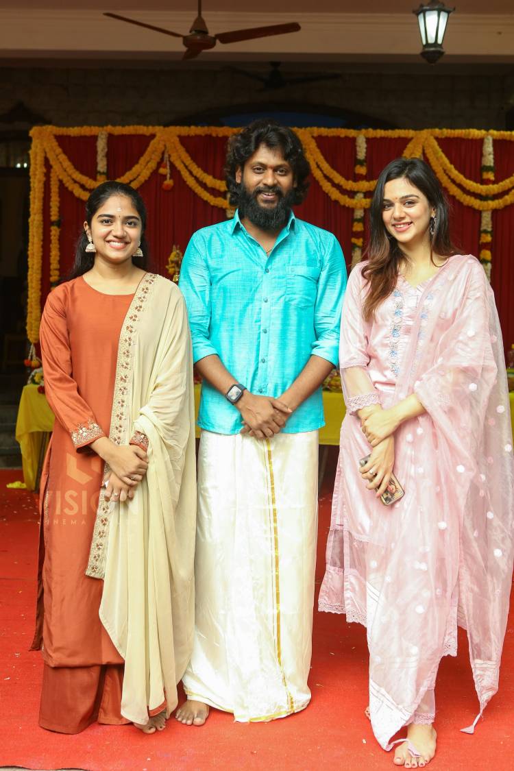 Vision Cinema House Dr. D. Arulanandhu presents  Filmmaker Hari Haran Ram directorial Actor Rio Raj’s new movie launched with ritual ceremony Filmmaker Lokesh Kanagaraj’s friendly gesture of operating the clapboard for the first shot
