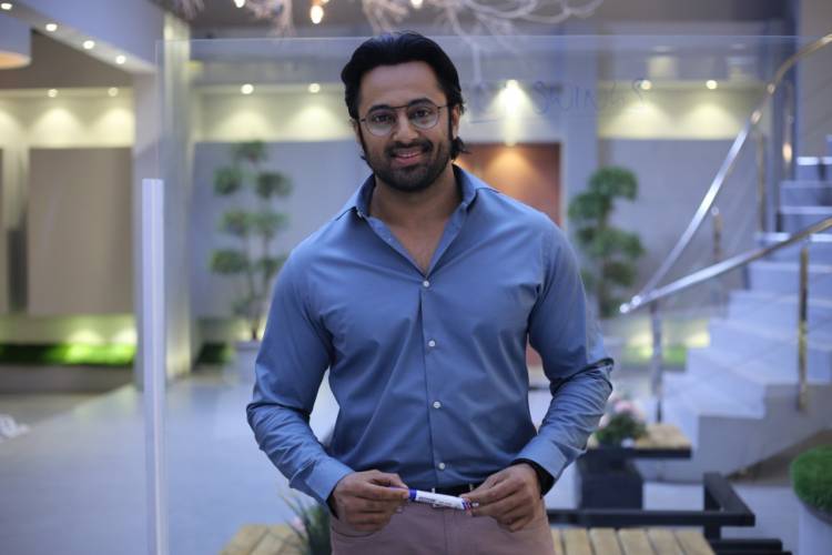 Samantha is a very dedicated & hard working actress - Unni Mukundan 
