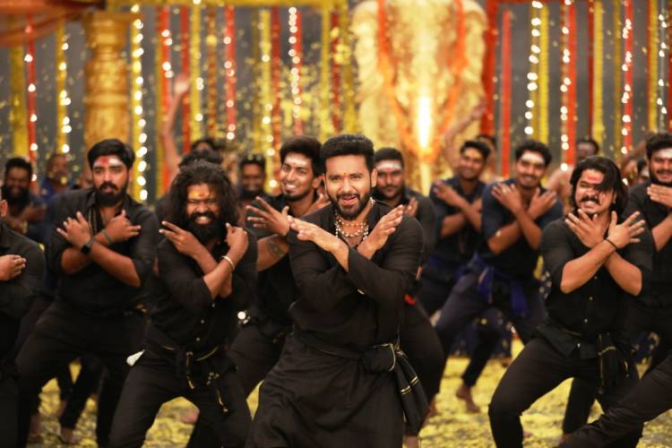 First Look of Tamil's First Cinematic Ayyappan Song "Aaruyir Ayyappa" Released!