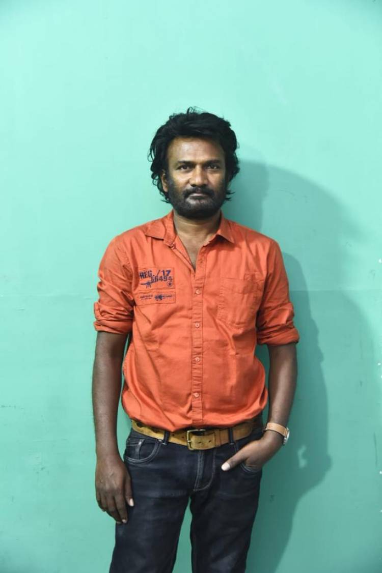 சினிமாவில் இருப்பதே ஒரு சாதனைதான். கலை இயக்குநர் வீரசமர்!