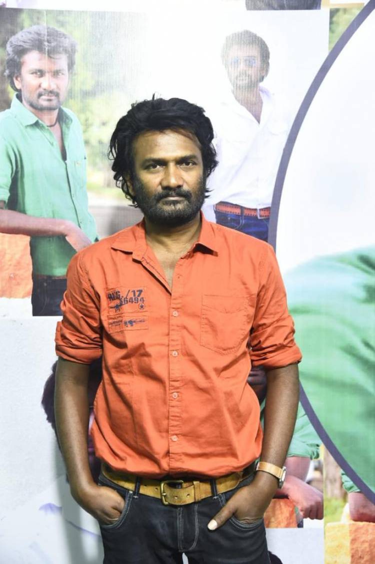 சினிமாவில் இருப்பதே ஒரு சாதனைதான். கலை இயக்குநர் வீரசமர்!