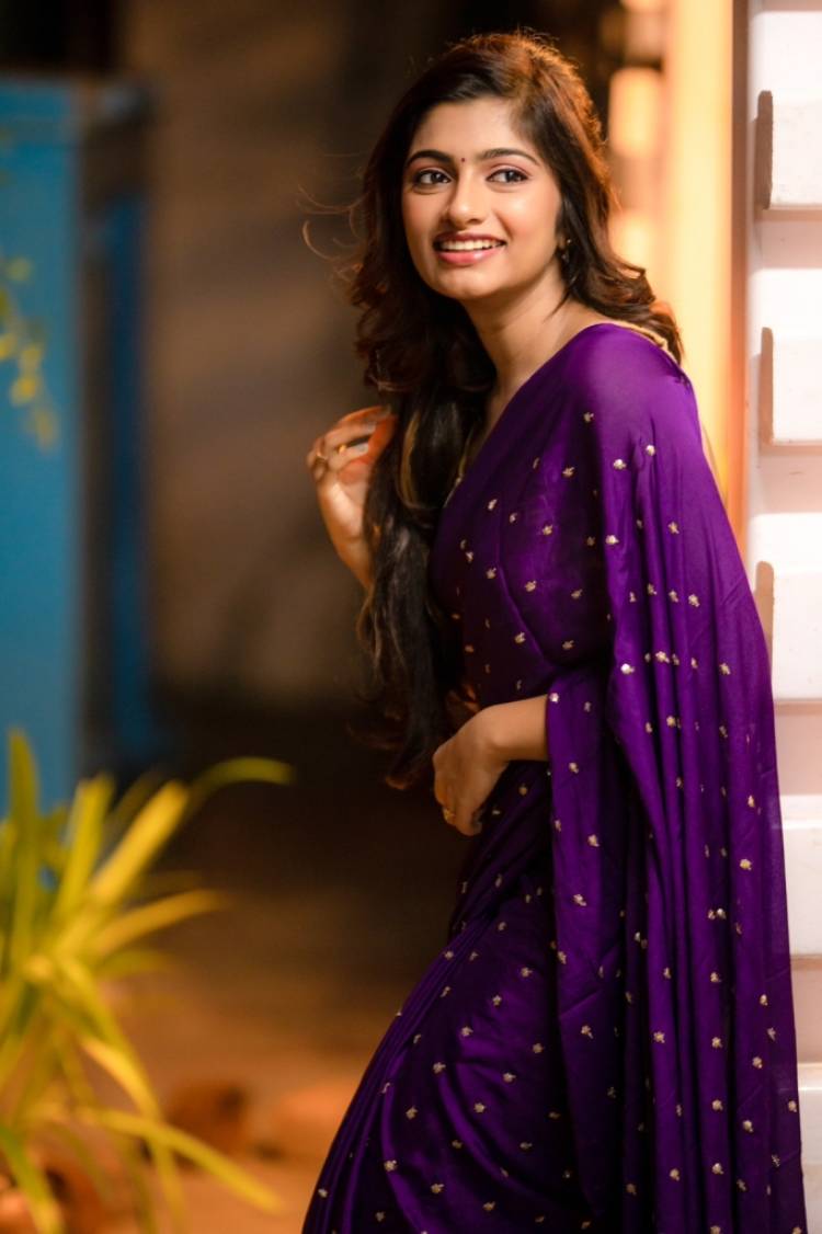 மிகுந்த மகிழ்ச்சியுடன் இச்செய்தியை வெளியிடுகிறேன். வளர்ந்து வரும் இளம் நடிகைகளில் குறிப்பிடத்தக்கவர் வி.ஜெ.அர்ச்சனா. மிகக் குறுகிய காலத்தில் தன் நடிப்புத் திறமையால் லட்சோப லட்சம் ரசிகர்களின் மனதைக் கவர்ந்தவர். 