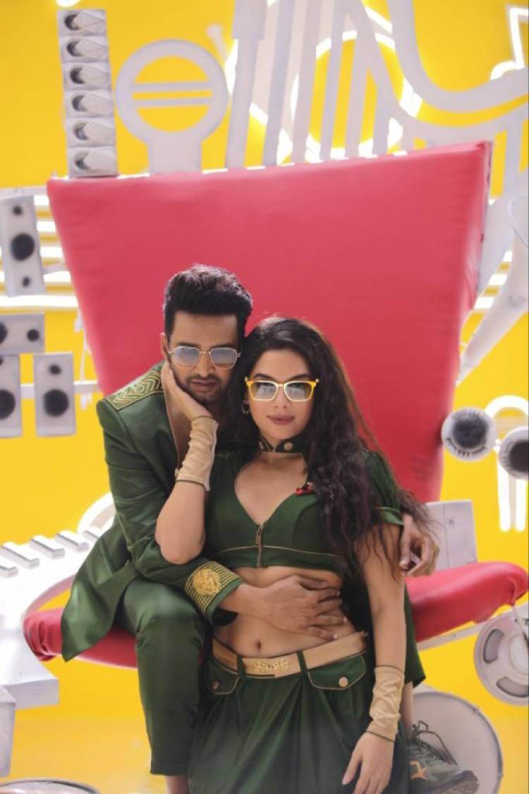 வைரலாகி வரும் சந்தானத்தின் காமெடி “கிக்” பட மேக்கிங் வீடியோ!  விரைவில் திரையில் !!! 