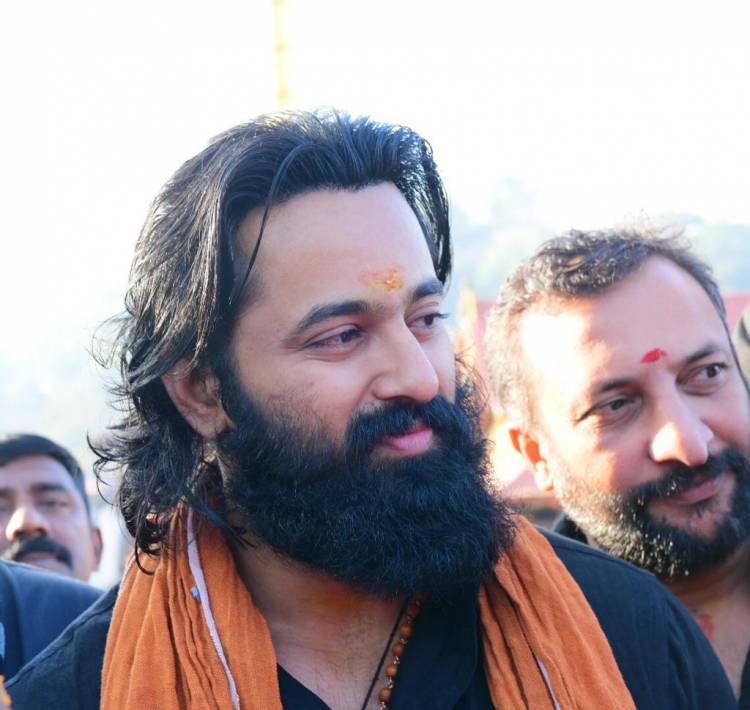 சமீபத்தில் வெளியாகி ஹிட்டான 'காந்தாரா' படத்தைப் போல், தற்போது மலையாளத்தில் வெளியாகி மெகா ஹிட்டான 'மாளிகப்புரம்' பரபரப்பாக பேசப்பட்டு வருகிறது. இது தமிழில் வருகிற 26ம் தேதி குடியரசு தினத்தில் வெளியாகிறது. மக்களிடத்தில் இதன் எதிர்பார்ப்பும் அதிகமாகியுள்ளது. 