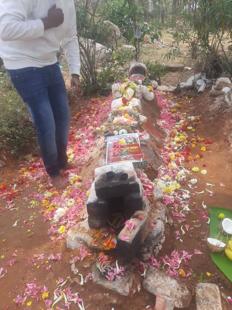 கே என் ஆர் மூவிஸ் சார்பில் கே என் ஆர் ராஜா தயாரித்து இயக்கி நடித்திருக்கும் திரைப்படம் மாவீரன் பிள்ளை 