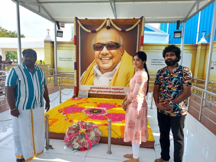 “செங்களம்” இணையத்தொடரின் வெற்றியை அரசியல் ஆளுமைகளின் நினைவிடங்களில் கொண்டாடிய படக்குழு !!! 