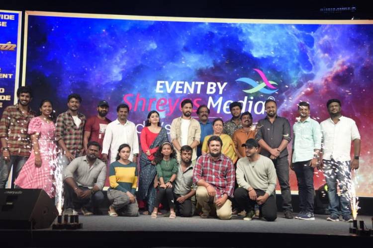 சத்ய ஜோதி பிலிம்ஸ் டி.ஜி. தியாகராஜன் வழங்கும் 'மரகத நாணயம்' புகழ் ஏ.ஆர்.கே.சரவணன் இயக்கத்தில் ஹிப்ஹாப் தமிழா ஆதி நடித்துள்ள 'வீரன்' படத்தின் ப்ரீ ரிலீஸ் ஈவண்ட்!