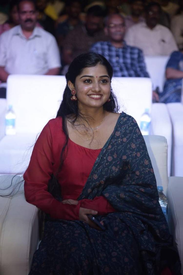 சத்ய ஜோதி பிலிம்ஸ் டி.ஜி. தியாகராஜன் வழங்கும் 'மரகத நாணயம்' புகழ் ஏ.ஆர்.கே.சரவணன் இயக்கத்தில் ஹிப்ஹாப் தமிழா ஆதி நடித்துள்ள 'வீரன்' படத்தின் ப்ரீ ரிலீஸ் ஈவண்ட்!
