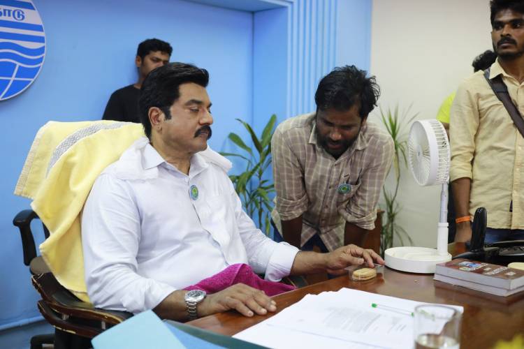 M360° ஸ்டுடியோஸ் ரோஷ் குமார் வழங்கும், பி திருமலை பாலுச்சாமி இயக்கத்தில் சரத்குமார்- விதார்த் நடிக்கும் ‘சமரன்’ படத்தின் முதல்கட்டப் படப்பிடிப்பு முடிந்துள்ளது!