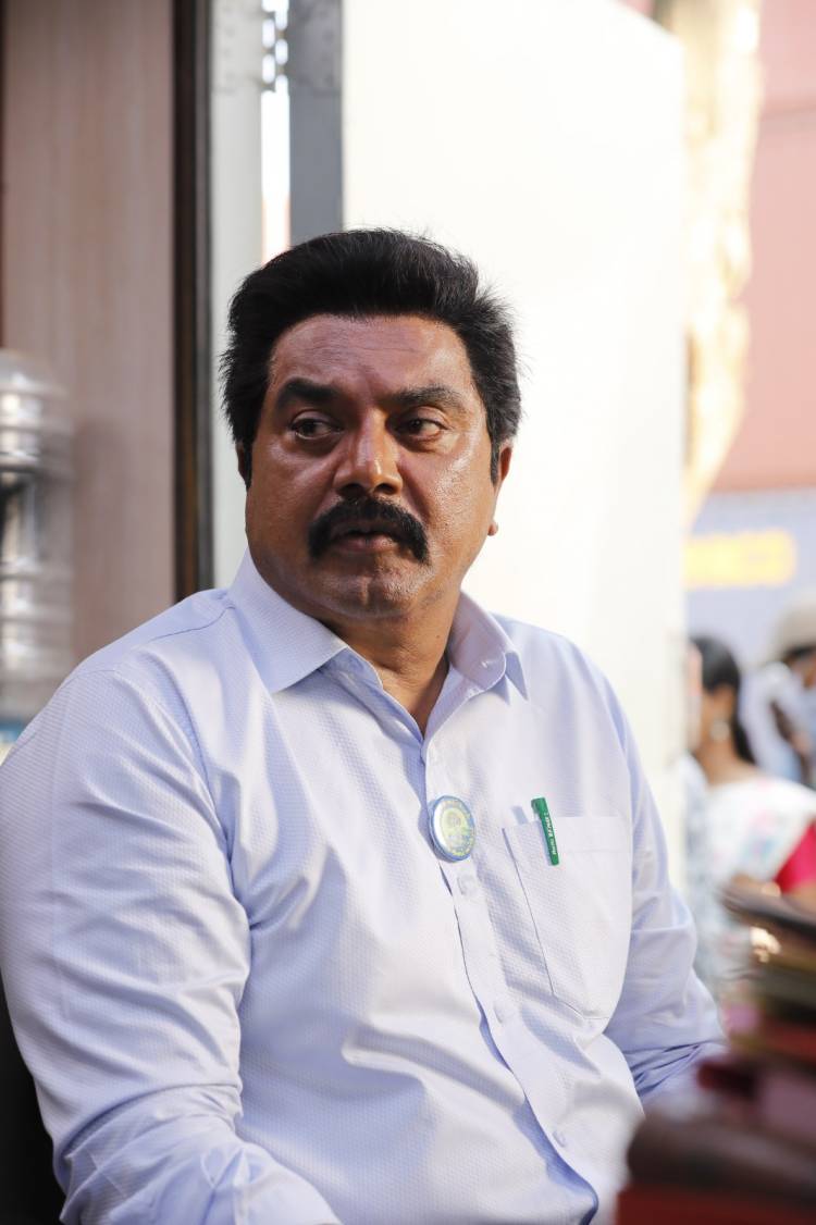 M360° ஸ்டுடியோஸ் ரோஷ் குமார் வழங்கும், பி திருமலை பாலுச்சாமி இயக்கத்தில் சரத்குமார்- விதார்த் நடிக்கும் ‘சமரன்’ படத்தின் முதல்கட்டப் படப்பிடிப்பு முடிந்துள்ளது!