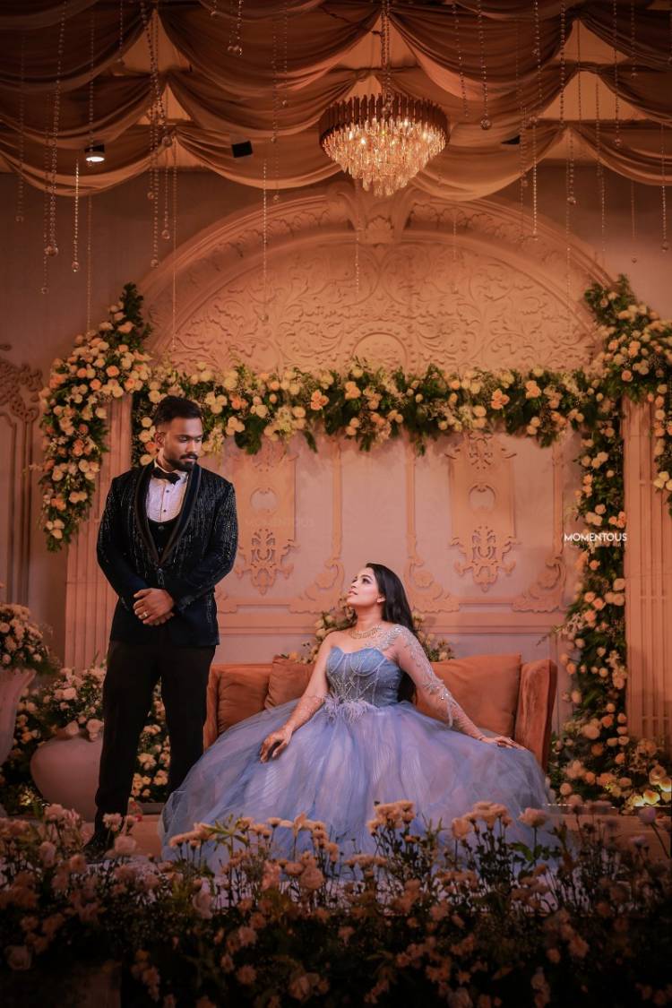 கோலாகலமாக நடைபெற்ற யூடியூப் பிரபலம், இயக்குநர் விஜயின் திருமணம்