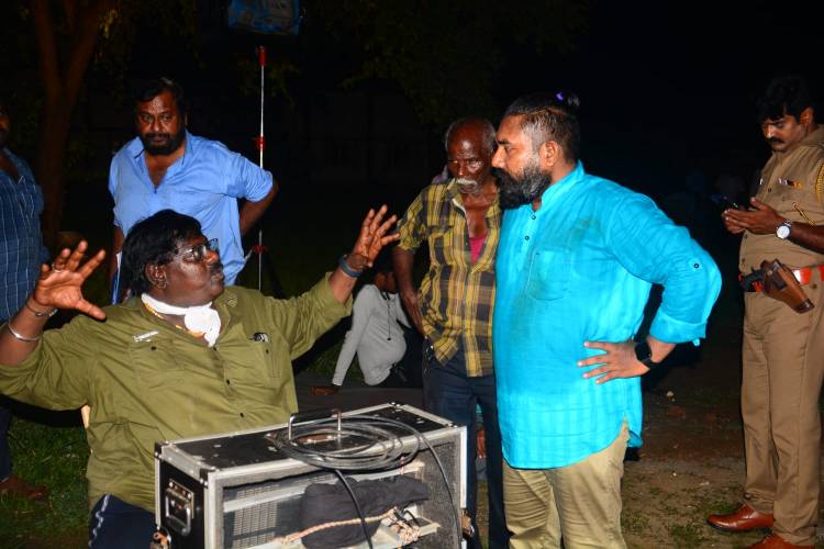 படப்பிடிப்பில் மிகப்பெரிய தீ விபத்தில் இருந்து மயிரிழையில் உயிர்தப்பிய 'ஃ' பட ஹீரோவும் இயக்குநரும் 