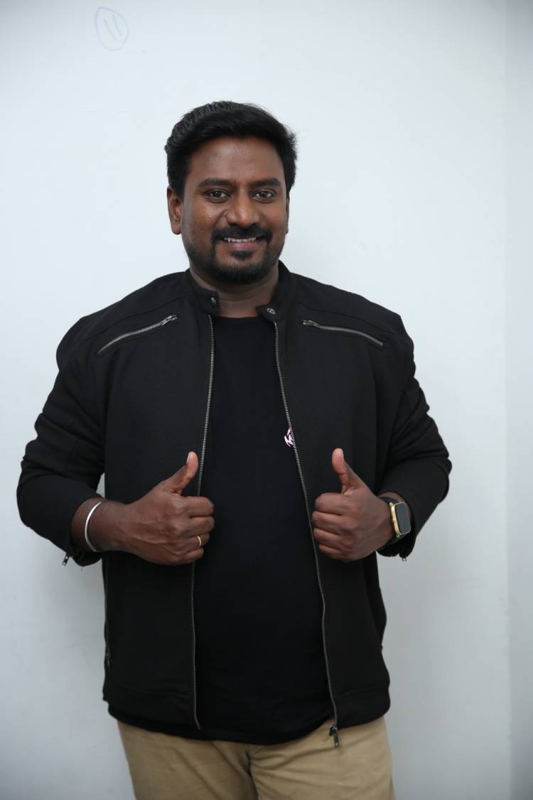 கல்லூரி கலை நிகழ்ச்சி போல, கோலாகலமாக நடந்த “பாபா பிளாக் ஷிப்” திரைப்பட இசை மற்றும் டிரெய்லர் வெளியீட்டு விழா !