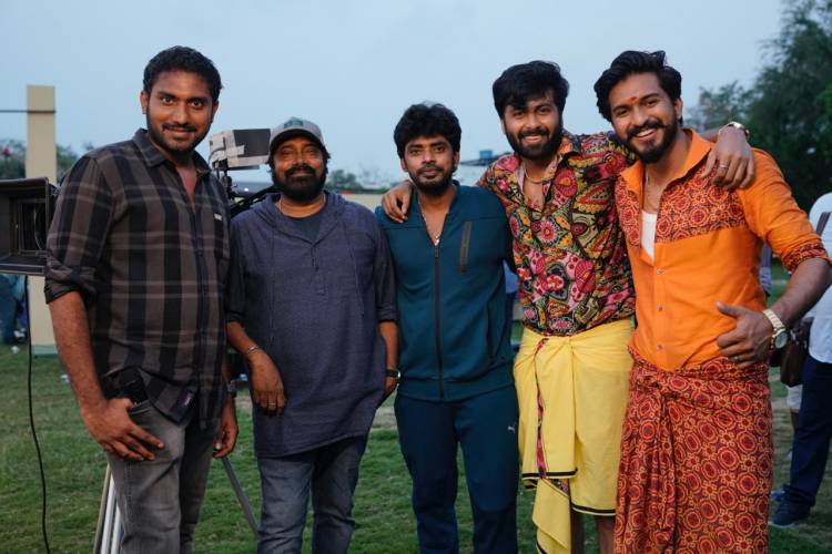 Harris Jayaraj’s Indie Song ‘Makka Makka’ ft. Ashwin Kumar & Mugen Rao celebrates the Carnival of Friendship Harris Jayaraj’s Indie Song ‘Makka Makka’ ft. Ashwin Kumar & Mugen Rao celebrates the Carnival of Friendship 