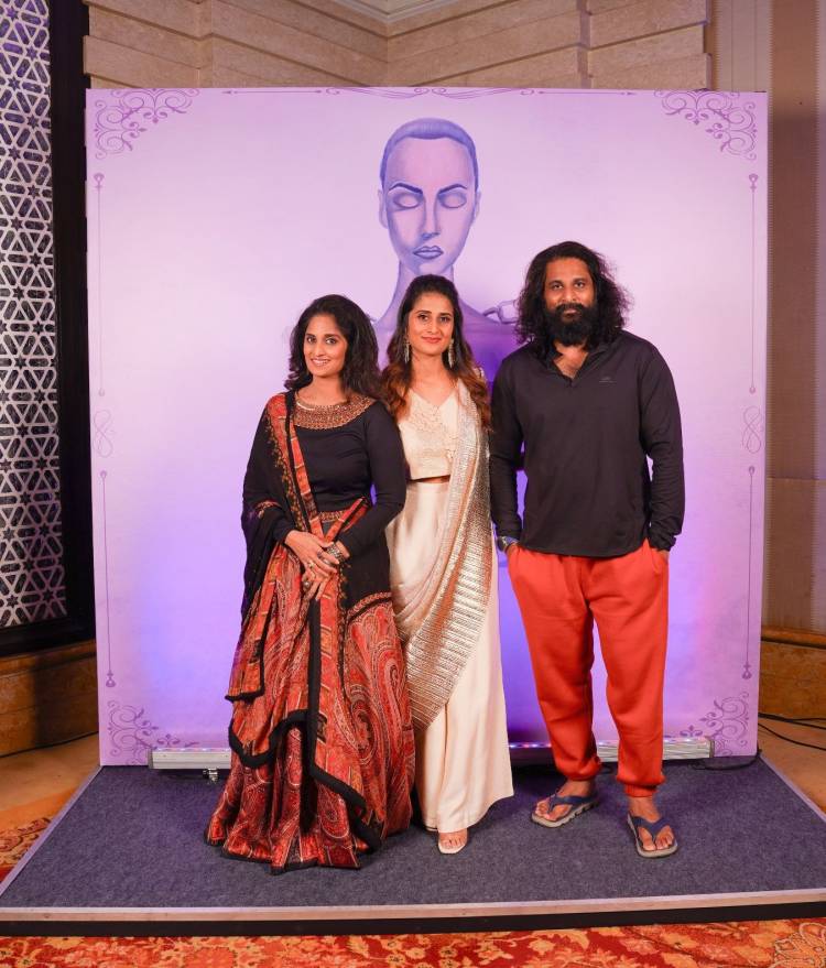 Filmmaker Mani Ratnam and Music Director A.R. Rahman visit Actress Shamlee’s solo art show “SHE” 