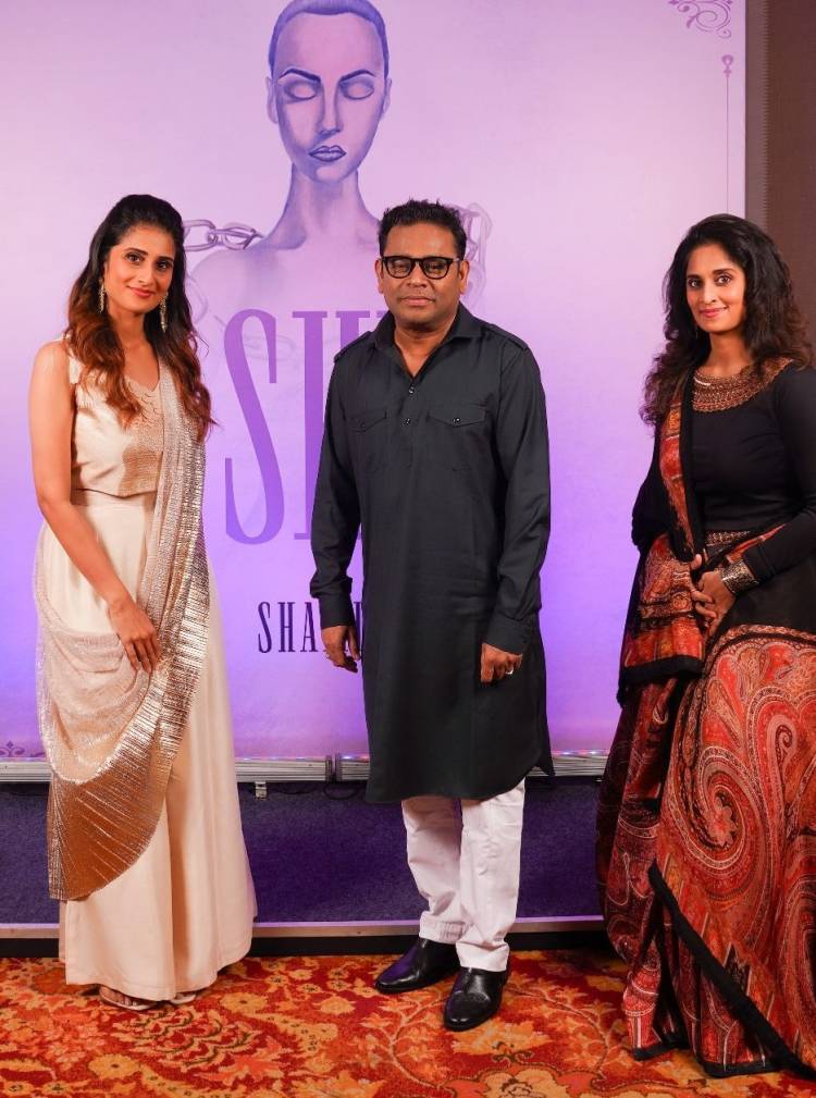 Filmmaker Mani Ratnam and Music Director A.R. Rahman visit Actress Shamlee’s solo art show “SHE” 