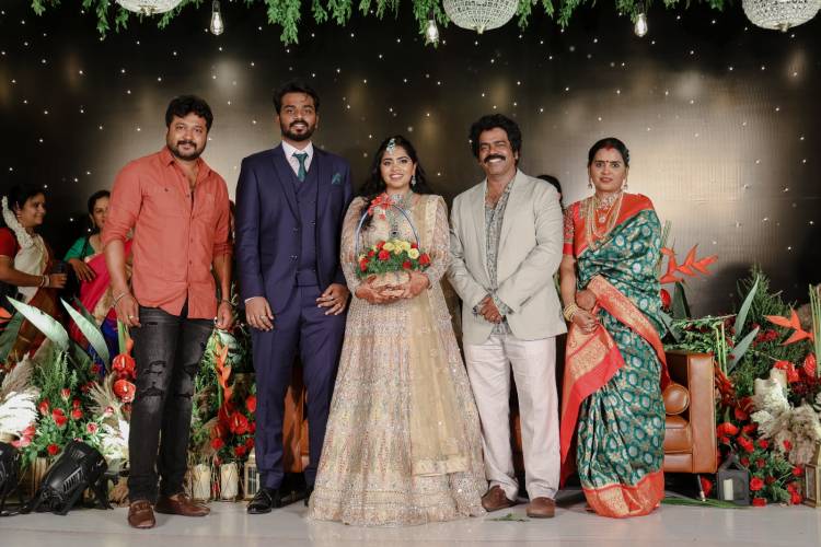 தயாரிப்பாளர் ஐபி கார்த்திகேயனின் மூத்த மகள் டாக்டர் கருணா கார்த்திகேயனின் திருமண வரவேற்பு நிகழ்ச்சியில் பிரபலங்கள் குவிந்தனர்