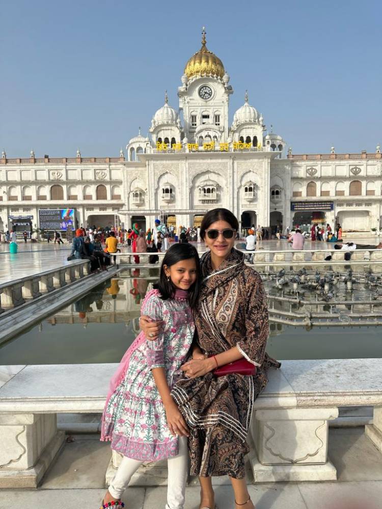 குணசித்திர பாத்திரங்களில் கொடி கட்டும்  நடிகை ஷாலினி சரோஜ் !!