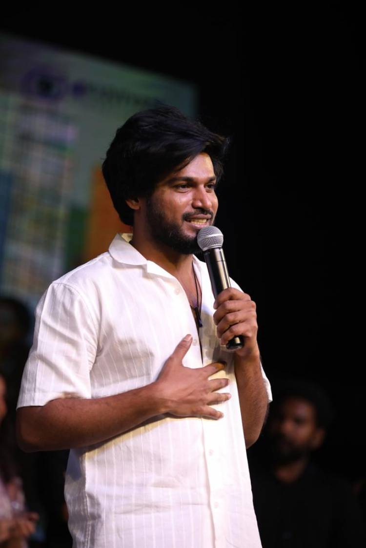 மெகா ஸ்கூல் ரீ-யூனியன் - வித்தியாசமாக நடைபெற்ற ‘மறக்குமா நெஞ்சம்’ இசை வெளியீட்டு விழா!