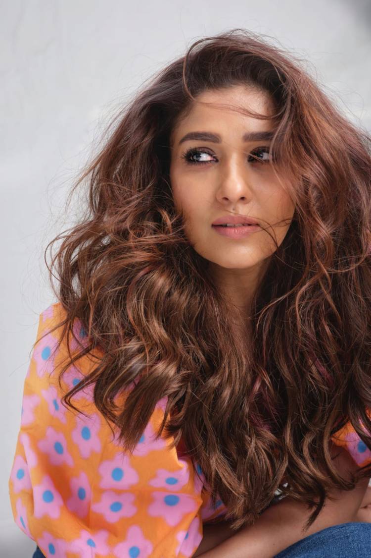 இன்ஸ்டாவில் இணைந்த லேடி சூப்பர்ஸ்டார் நயன்தாரா !! 