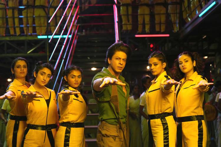 Jawan hits another MASSIVE milestone, crosses the 500cr benchmark for a Hindi film, becomes the highest grossing Hindi film ever, also making it the fastest to reach this milestone in just 18th days!