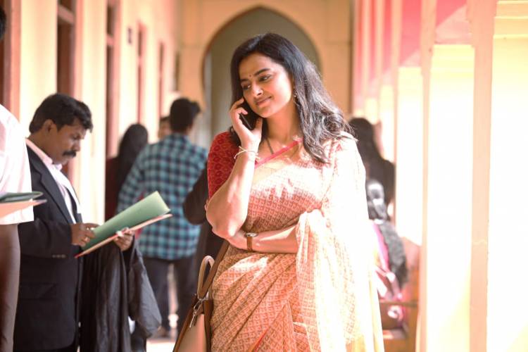 Glowing Response from Audiences and Critics helps 'IRUGAPATRU' emerge Victorious