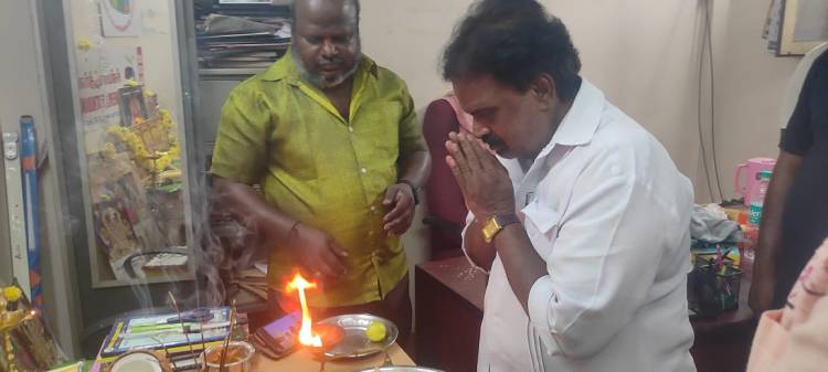 "சினிமா பத்திரிகையாளர் சங்கம்" அலுவலக 'ஆயுத பூஜை '!!