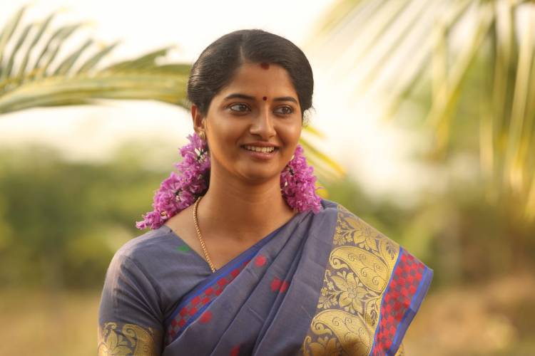 ஆர். கே. சுரேஷ் நடிக்கும் " காடுவெட்டி " சோலை ஆறுமுகம் இயக்கியுள்ளார்.