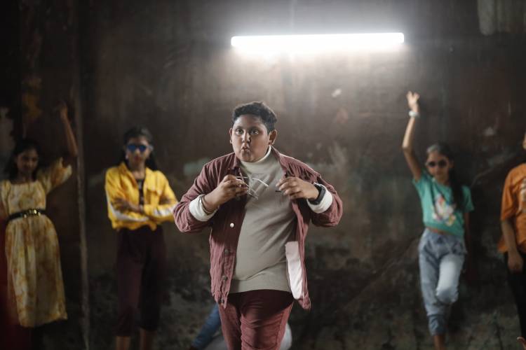 Sofa Bhai's 'School Leave Vittachu' Album Takes the Internet by Storm"