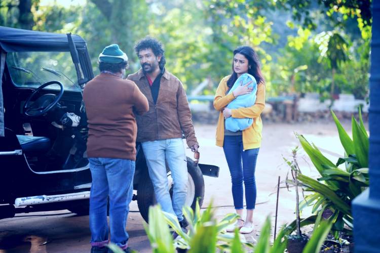 உணர்ச்சிகரமான சஸ்பென்ஸ் த்ரில்லர் 'பிஹைண்ட் '